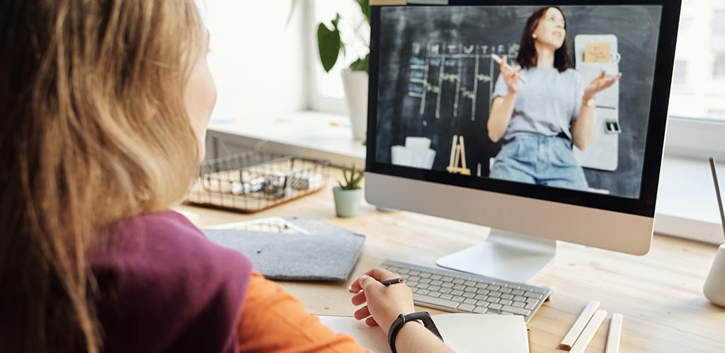 Ipar 4.0 és a digitalizáció hatása az oktatásban OLM Rendszer